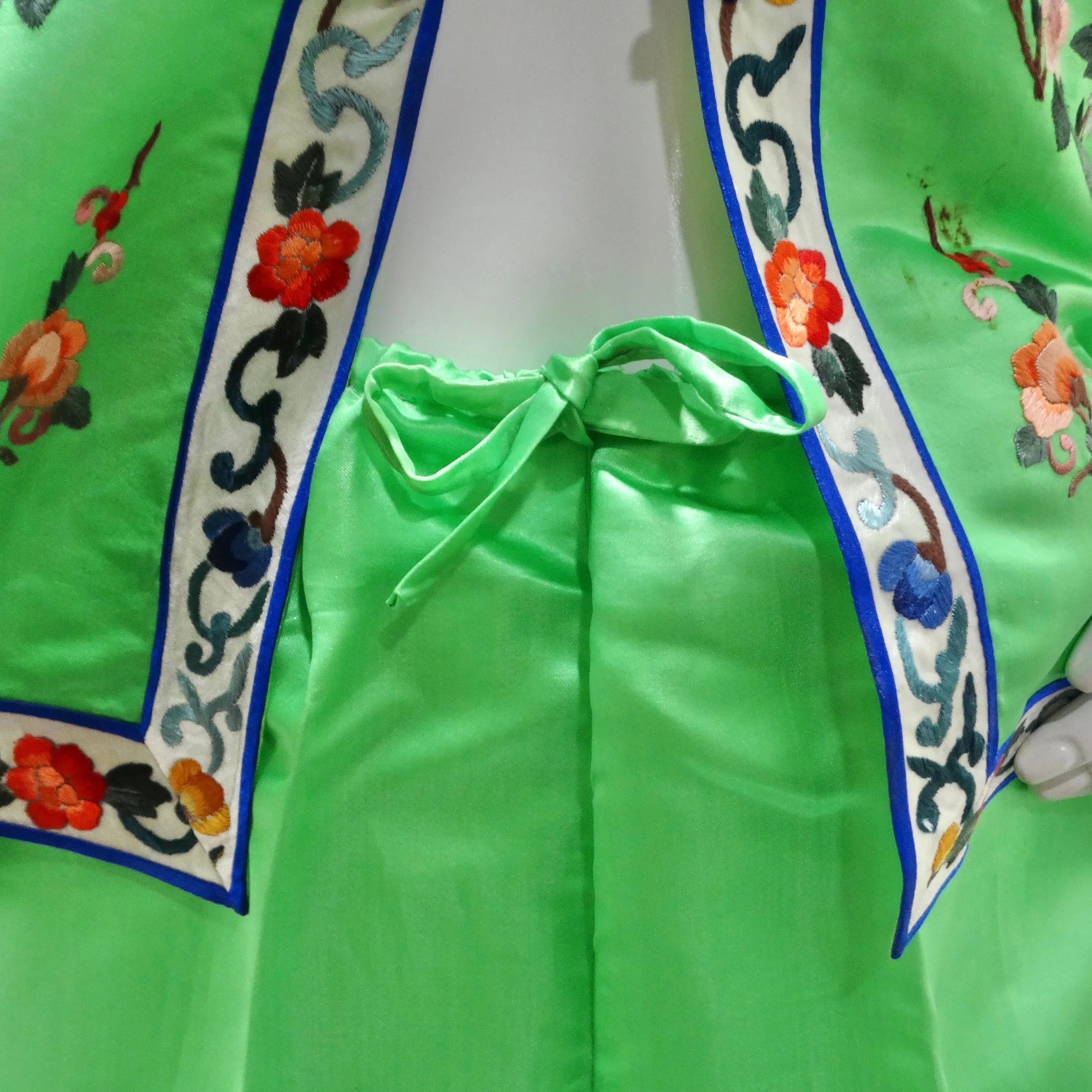 1970s Bright Green Satin Chinese Pajamas