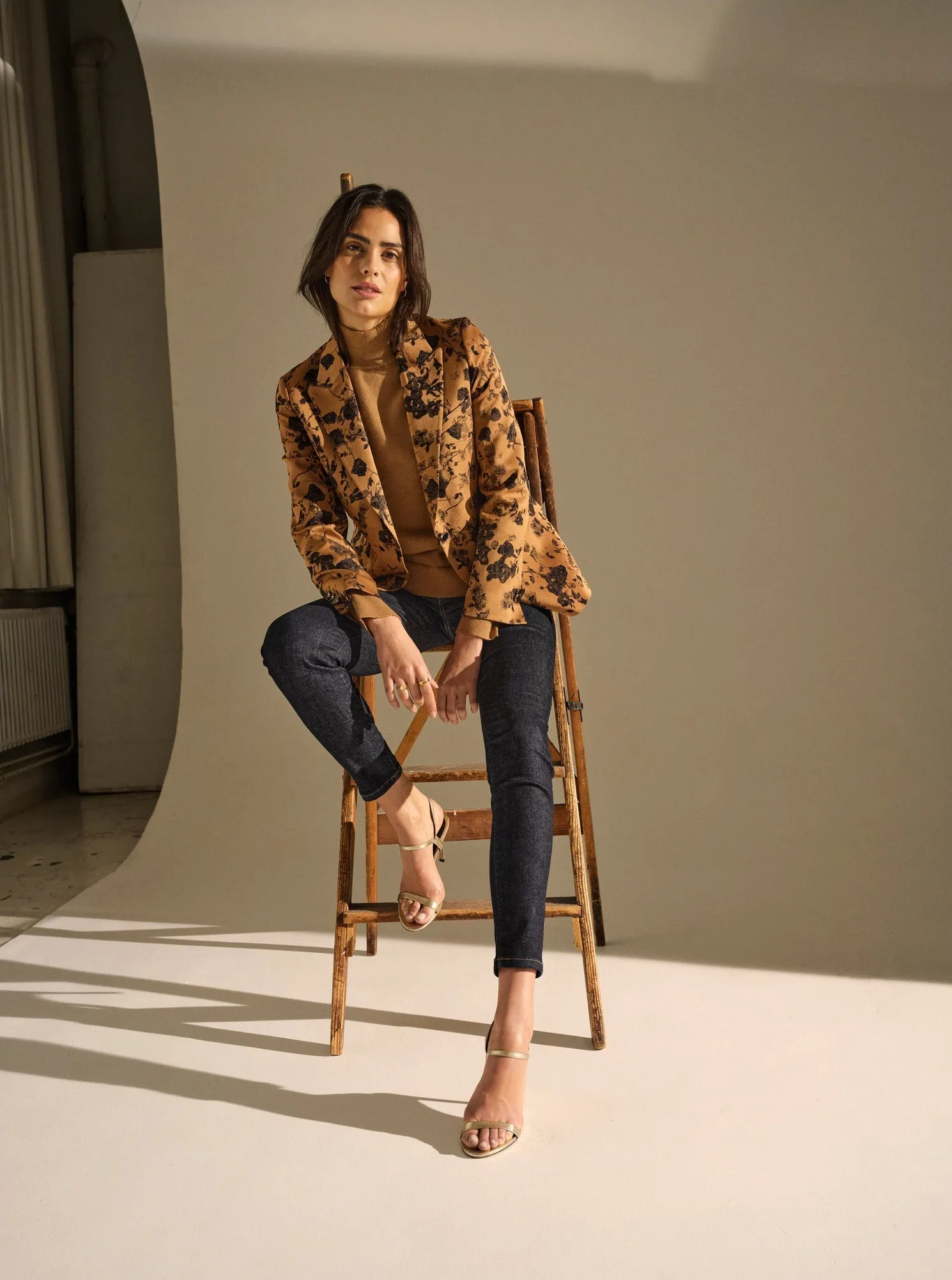 Bine Kalia Jacquard Blazer