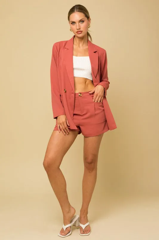 Gilli Front Pleated Short in Coral