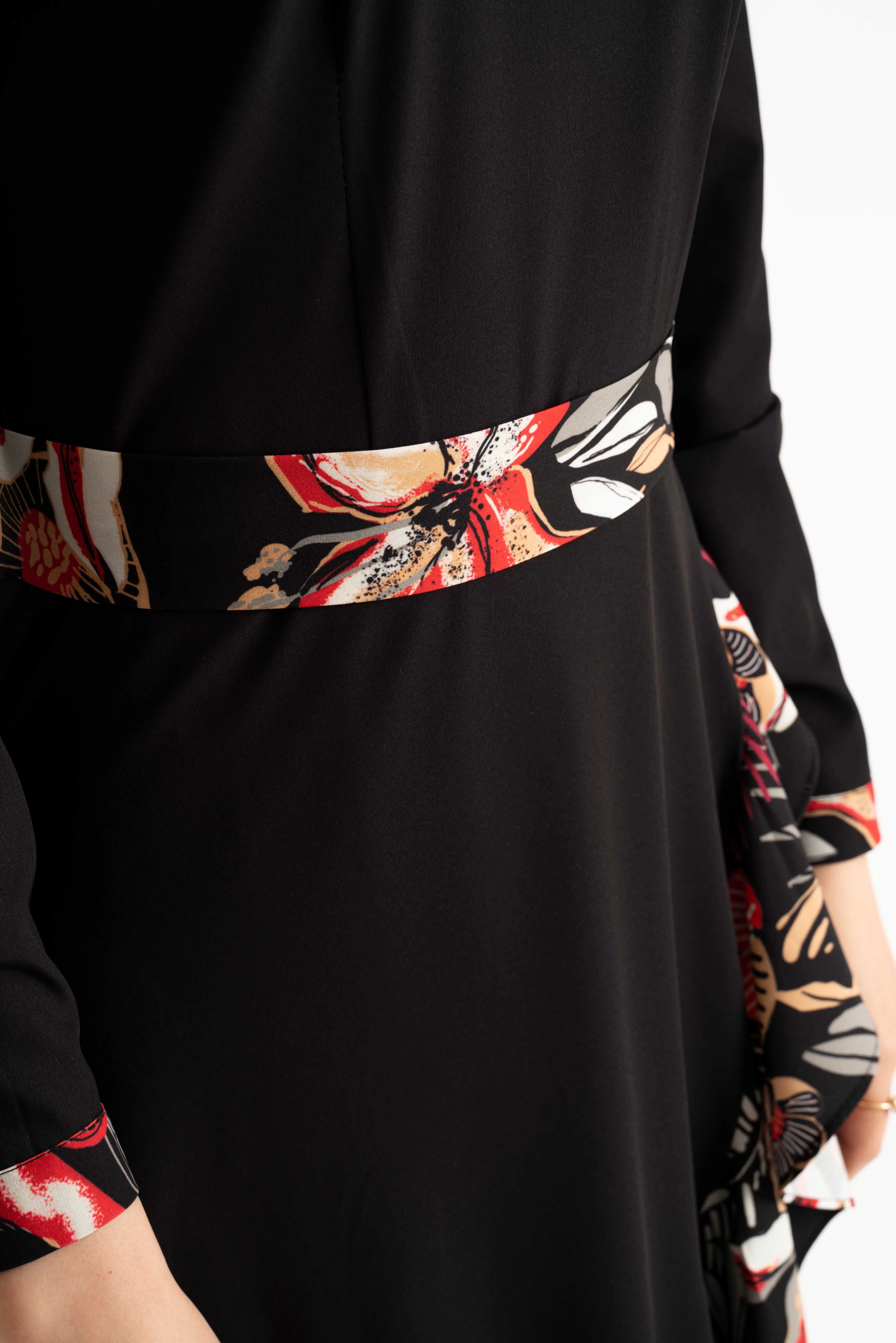 LINA Modern Hijab Fashion