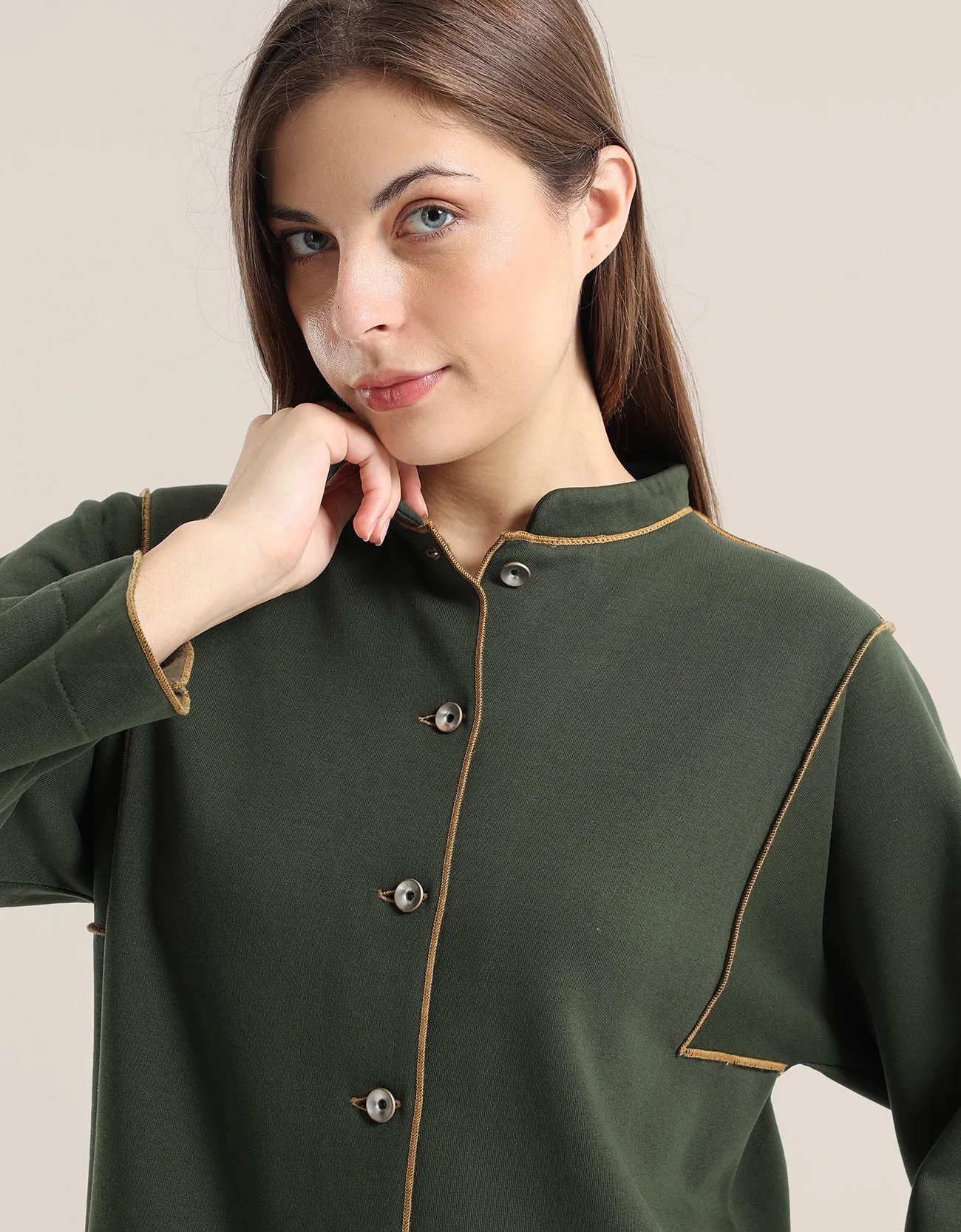 Shirt Jacket with round hem with slits