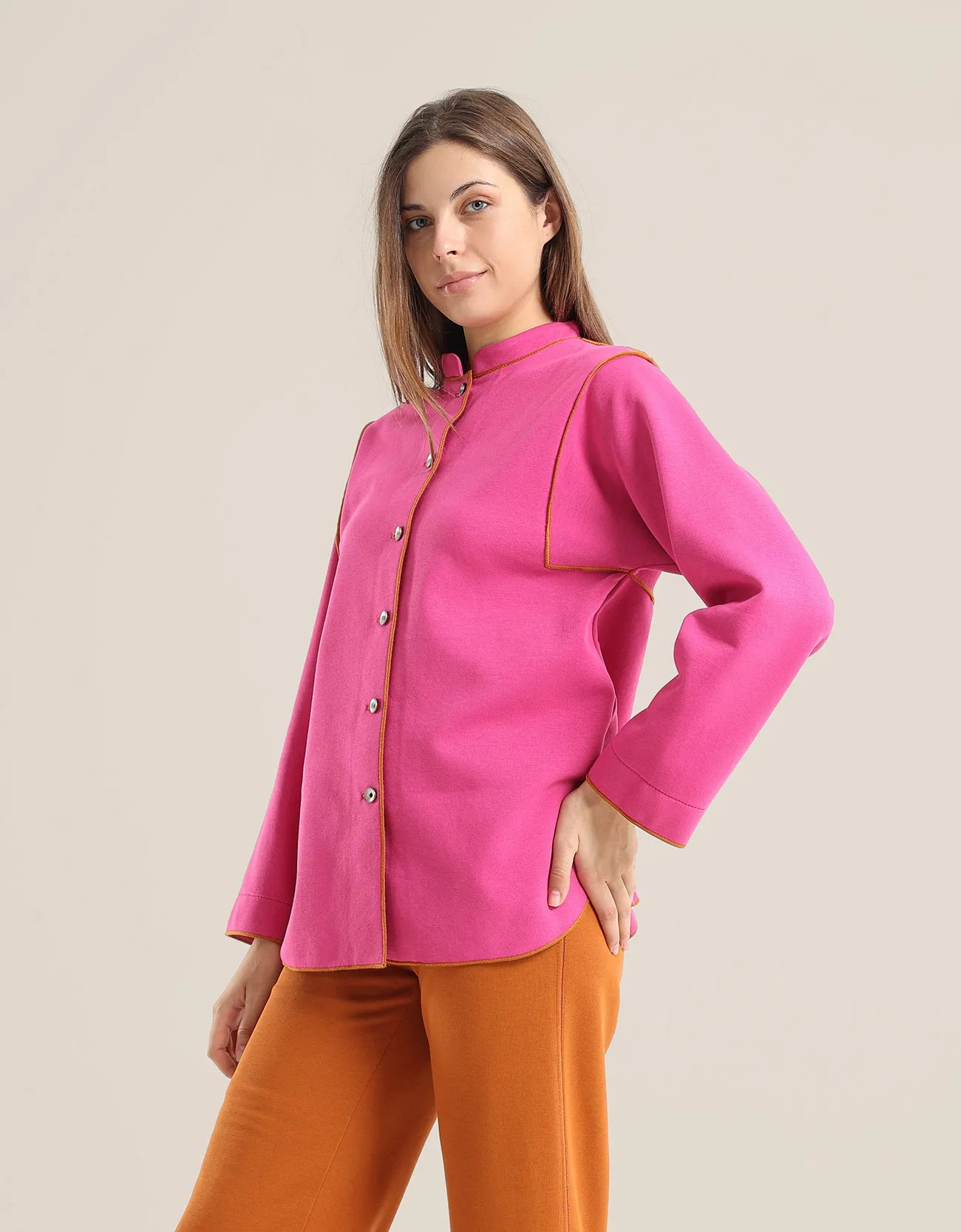 Shirt Jacket with round hem with slits