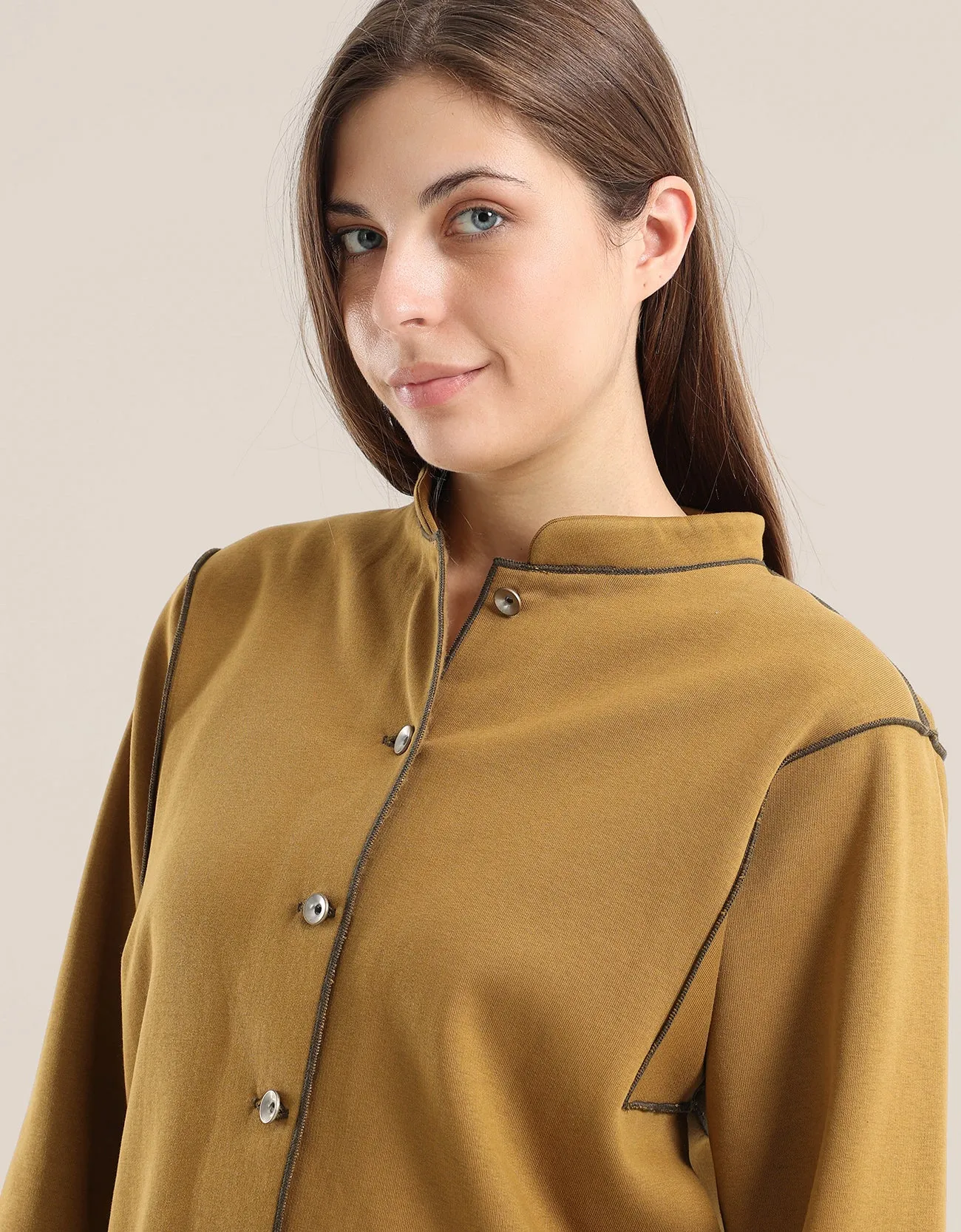 Shirt Jacket with round hem with slits